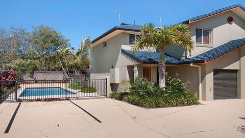 Casuarina 1 - Kalgoorlie Accommodation 1