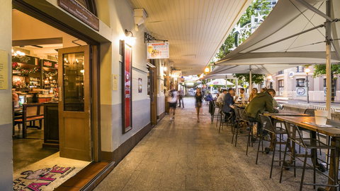 Nightcap At Belgian Beer Cafe - Kalgoorlie Accommodation 23