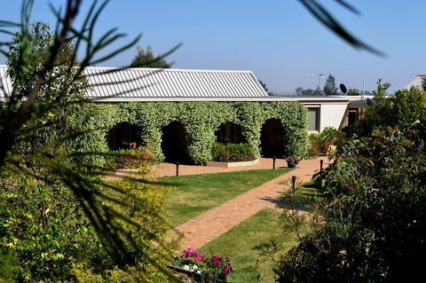 Grapevines Boutique Accommodation - Kalgoorlie Accommodation 8