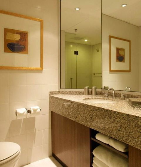 Residence On Langley Park - Kalgoorlie Accommodation 3