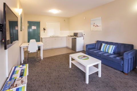 Broadwater Resort WA Tourism Awards 2024 Gold Winner - Kalgoorlie Accommodation 24