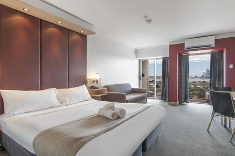 Metro Hotel Perth - Kalgoorlie Accommodation 0