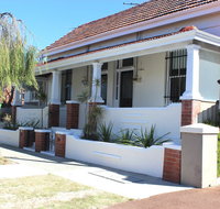 Captain's Heritage Cottage - Kalgoorlie Accommodation