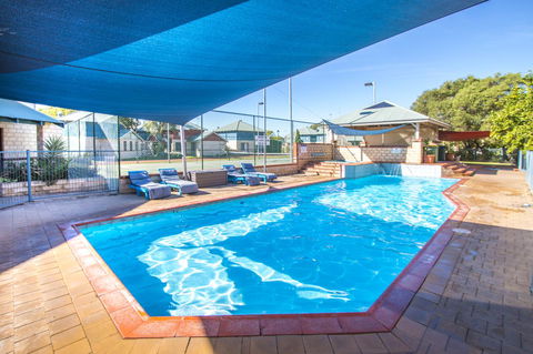 Amalfi Resort - Kalgoorlie Accommodation 0