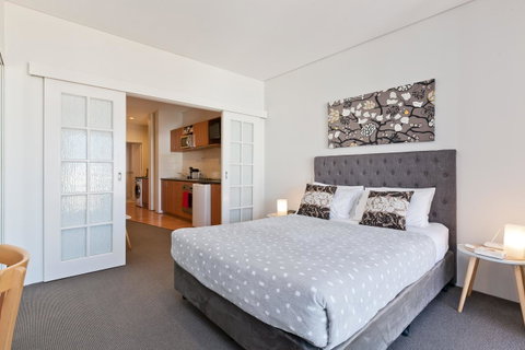 Central City Exclusive Apartments - Kalgoorlie Accommodation 12