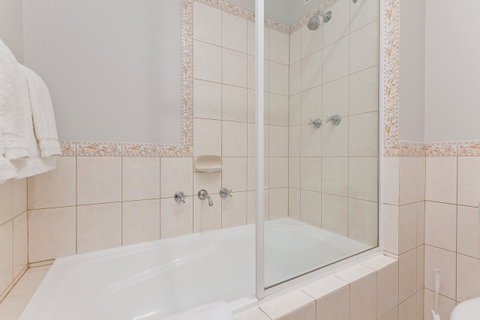 Central City Exclusive Apartments - Kalgoorlie Accommodation 30