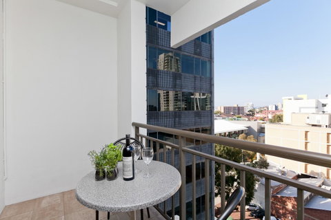 Central City Exclusive Apartments - Kalgoorlie Accommodation 8