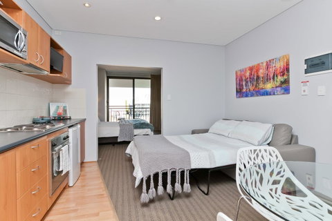 Central City Exclusive Apartments - Kalgoorlie Accommodation 13