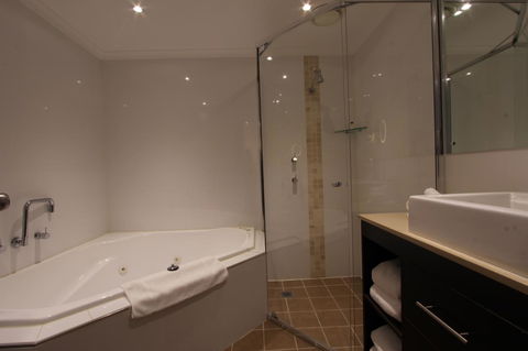 Crowne Plaza Hawkesbury Valley, An IHG Hotel - Kalgoorlie Accommodation 10