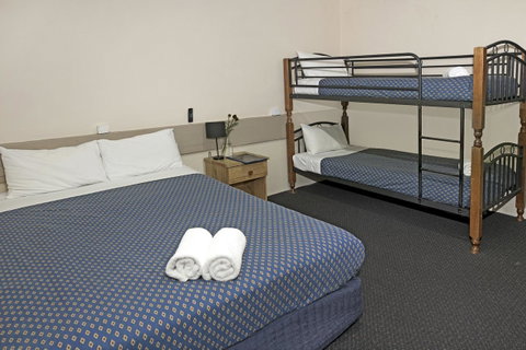 Banjo Paterson Inn - Kalgoorlie Accommodation 11