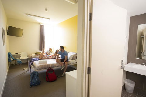 YHA Sydney Harbour - Kalgoorlie Accommodation 4