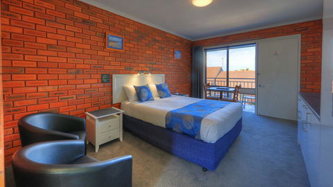 Pelican Motor Inn - Kalgoorlie Accommodation 2