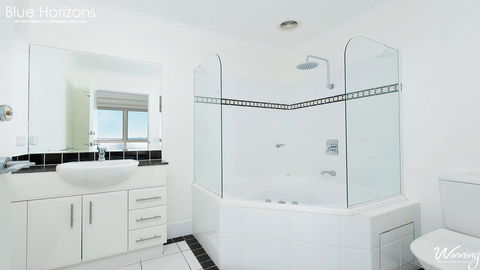 Blue Horizons, Unit 808, 41-45 Shoal Bay Road - Kalgoorlie Accommodation 14