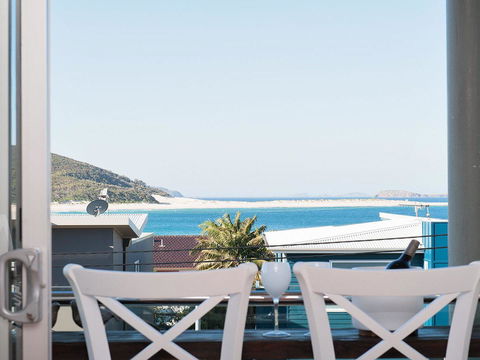 Blue View @ Fingal Bay - Kalgoorlie Accommodation 13