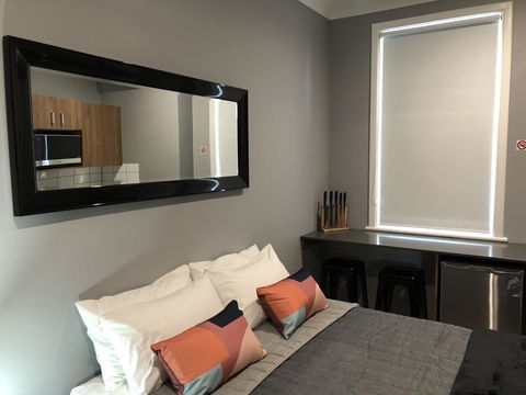 The Mark Studios - Kalgoorlie Accommodation 19
