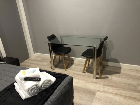 The Mark Studios - Kalgoorlie Accommodation 12