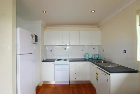 Anglesea, 17 Hodgson Street - Kalgoorlie Accommodation 3