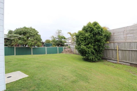 Anglesea, 17 Hodgson Street - Kalgoorlie Accommodation 12