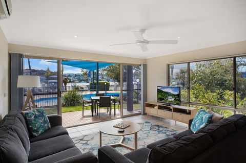 Sails Luxury Apartments Merimbula - Kalgoorlie Accommodation 4