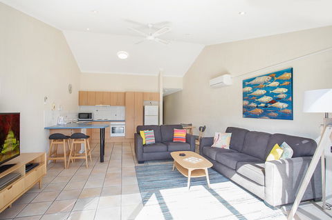 Sails Luxury Apartments Merimbula - Kalgoorlie Accommodation 22