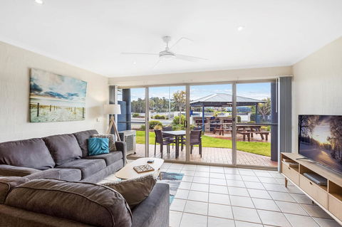 Sails Luxury Apartments Merimbula - Kalgoorlie Accommodation 36
