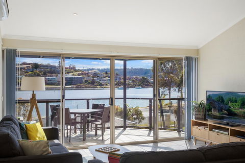 Sails Luxury Apartments Merimbula - Kalgoorlie Accommodation 3
