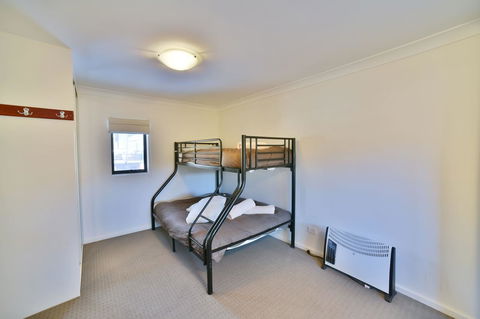 Aspen Creek 3 - Thredbo - Kalgoorlie Accommodation 5