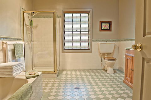Ironstone Estate Lovedale - Kalgoorlie Accommodation 42