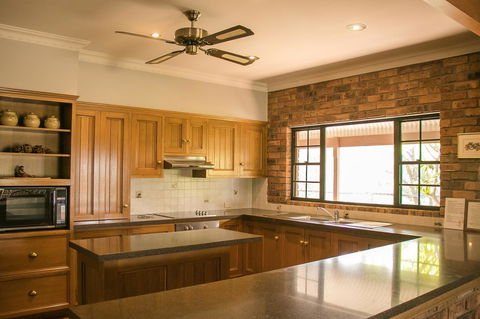 Ironstone Estate Lovedale - Kalgoorlie Accommodation 4