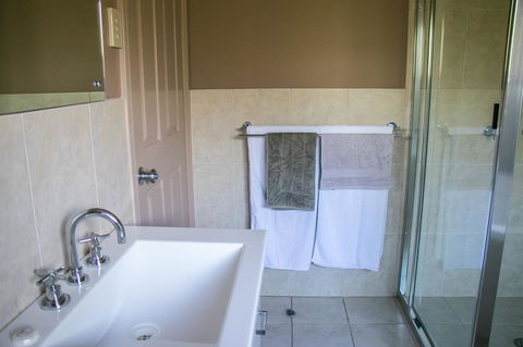 Ironstone Estate Lovedale - Kalgoorlie Accommodation 27