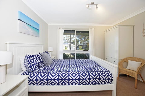 Hayes Beach House I Award Winner I 4 Mins To Beach - Kalgoorlie Accommodation 3