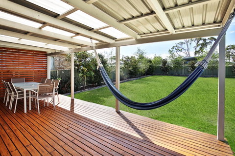 Hayes Beach House I Award Winner I 4 Mins To Beach - Kalgoorlie Accommodation 6