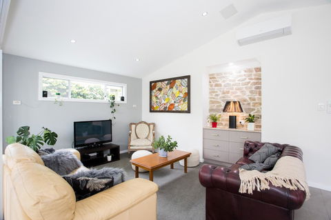 Armidale Cottage - House 2 - Kalgoorlie Accommodation 21