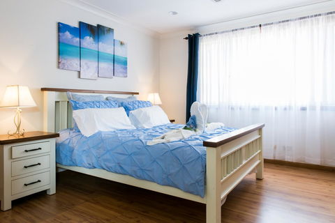 Ambience - Kalgoorlie Accommodation 9