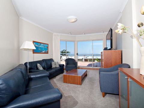 Messines Street, Breakwater Apartment, 104 - Kalgoorlie Accommodation 1