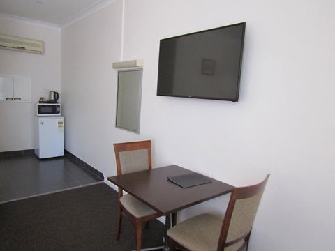Allonville Gardens Motel - Kalgoorlie Accommodation 15