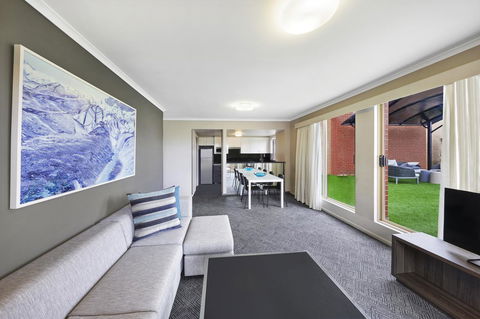Adina Apartment Hotel Sydney Surry Hills - Kalgoorlie Accommodation 13