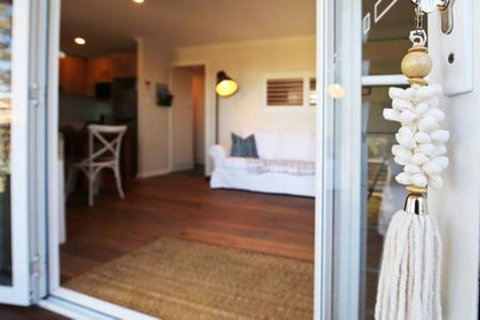 Jervis Bay Beach Shack I Pet Friendly - Kalgoorlie Accommodation 11