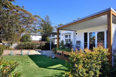 Jervis Bay Beach Shack I Pet Friendly - Kalgoorlie Accommodation 14