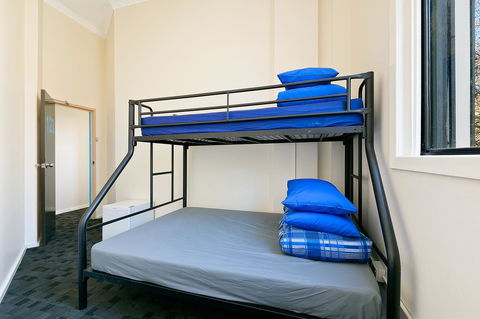 Ady's Place Backpackers, Sydney - Kalgoorlie Accommodation 5