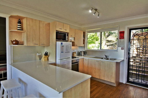 Coastwatch, 26 Comara Terrace - Kalgoorlie Accommodation 2