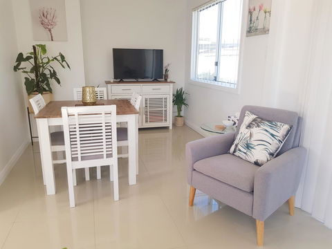 BookerBay Retreat! - Kalgoorlie Accommodation 6