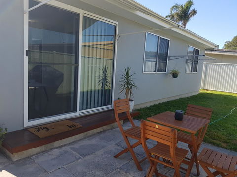 BookerBay Retreat! - Kalgoorlie Accommodation 8