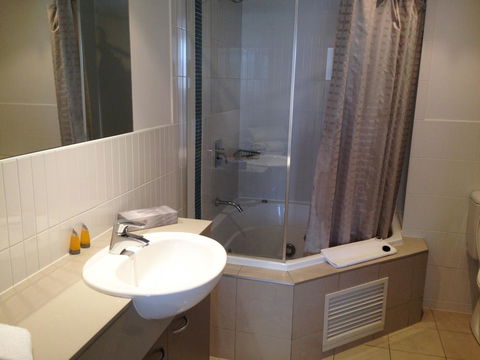 BASE Holidays - Ettalong Beach Premium Apartments - Kalgoorlie Accommodation 39