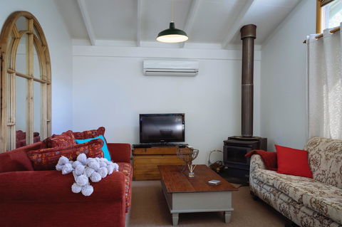 Lark Cottage - Kalgoorlie Accommodation 26