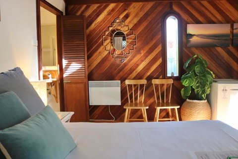 A Beach House At Byron - Kalgoorlie Accommodation 33