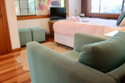 A Beach House At Byron - Kalgoorlie Accommodation 44