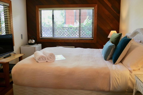 A Beach House At Byron - Kalgoorlie Accommodation 41