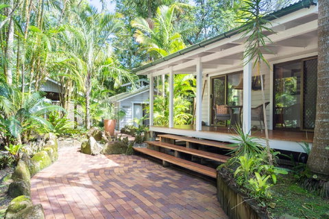 A Beach House At Byron - Kalgoorlie Accommodation 37