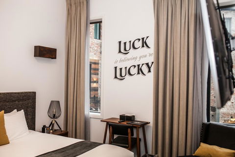 The Lucky Hotel - Kalgoorlie Accommodation 1